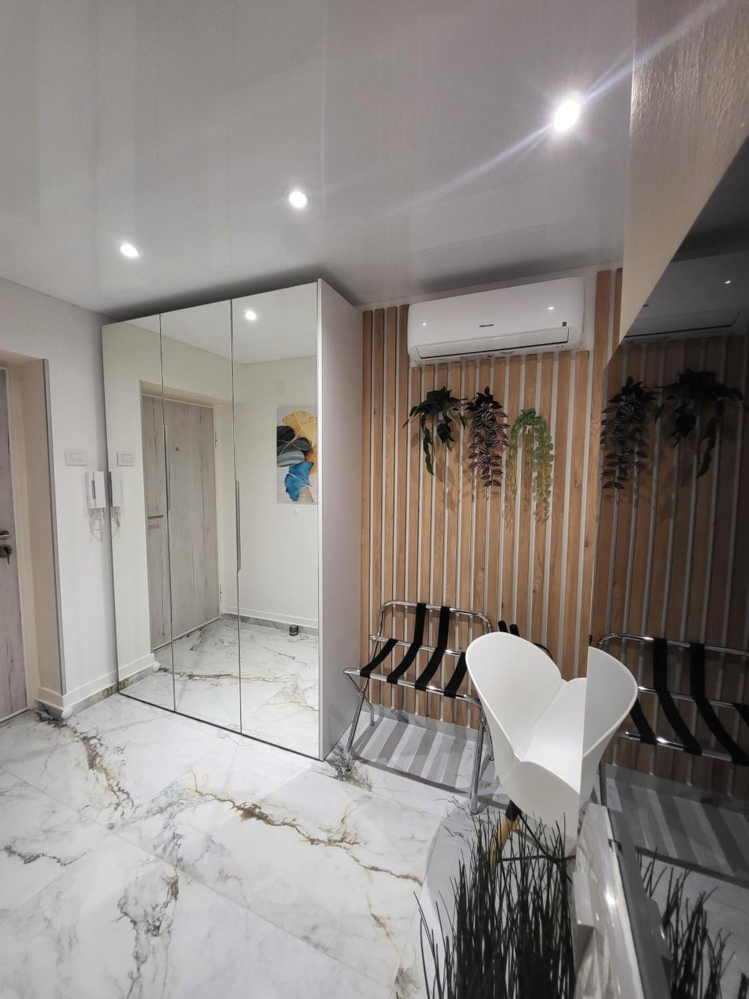 Luxury Central Square Apartment 2214 Belgrado Exterior foto